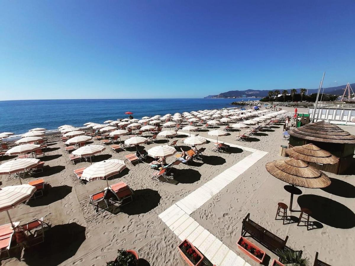 Don Pedro Beach House 萨沃纳 外观 照片